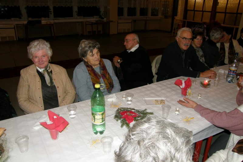 Mikulášske posedenie členov jasovského Klubu dôchodcov
